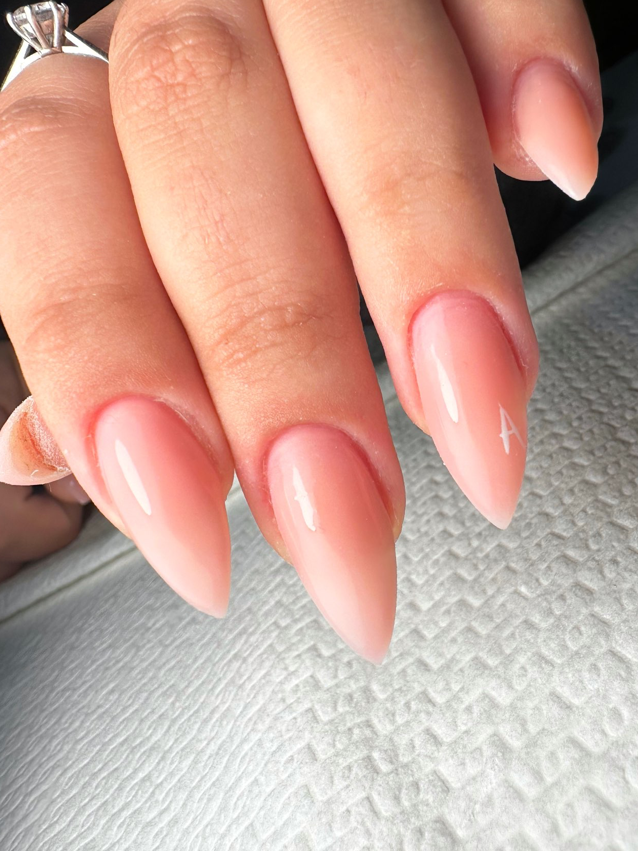 מילוי באקריל