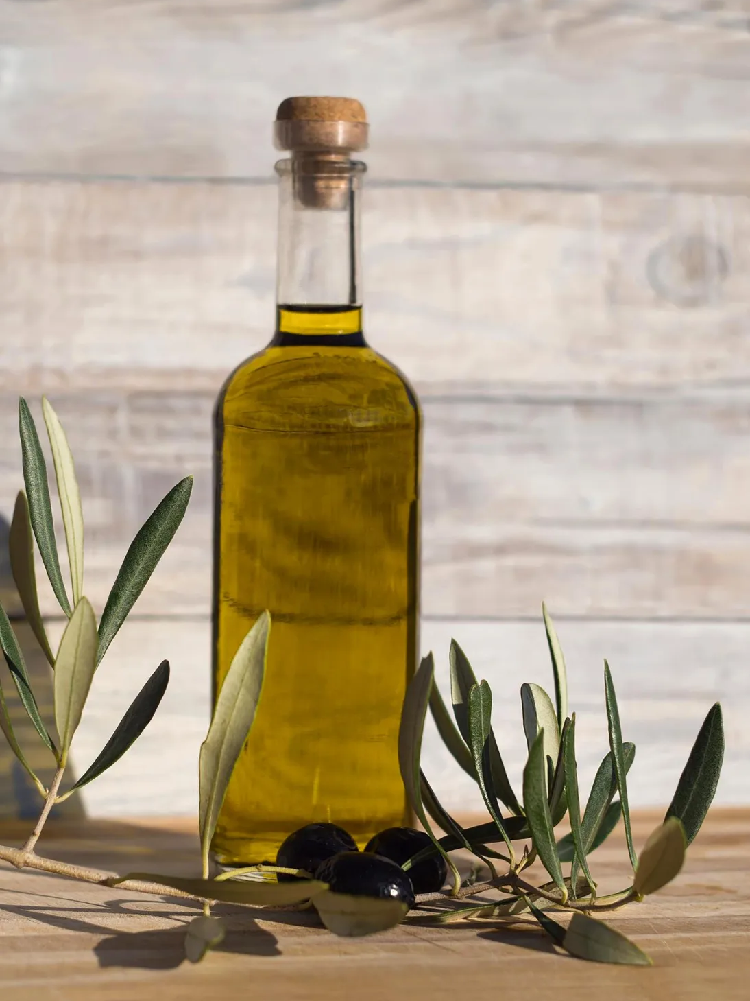 היתרונות הבריאותיים של שמן זית אקולוגי