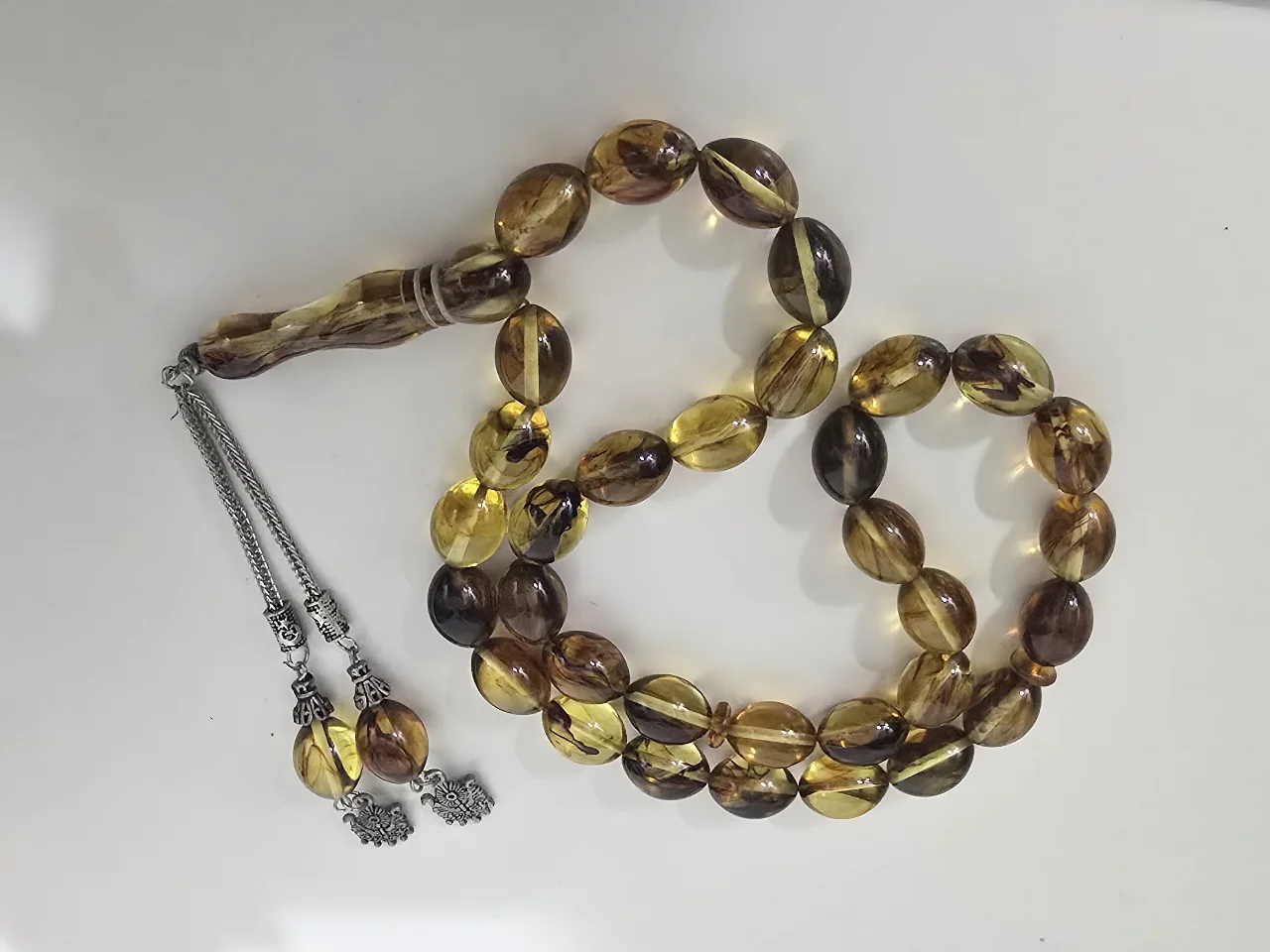 מחרוזת תפילה איסלמית .מסבאחה הכוללת 33 חרוזים