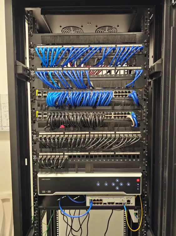 עבודות תשתית תקשורת