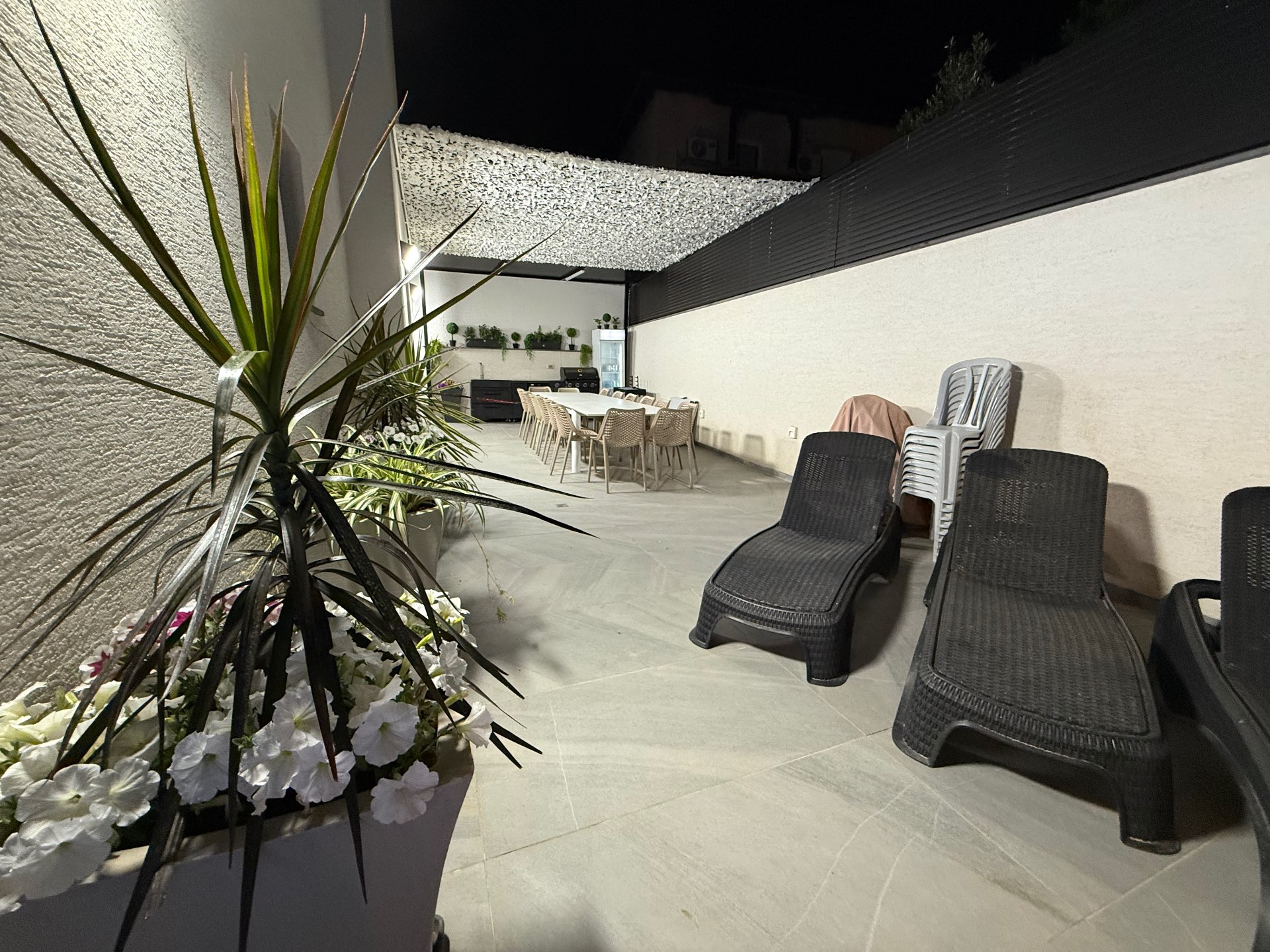 מטבח חוץ + פינת מנגל