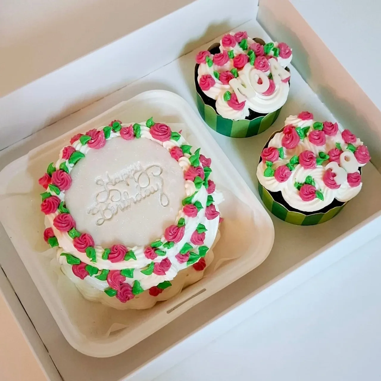 מארז בנטו פרחים