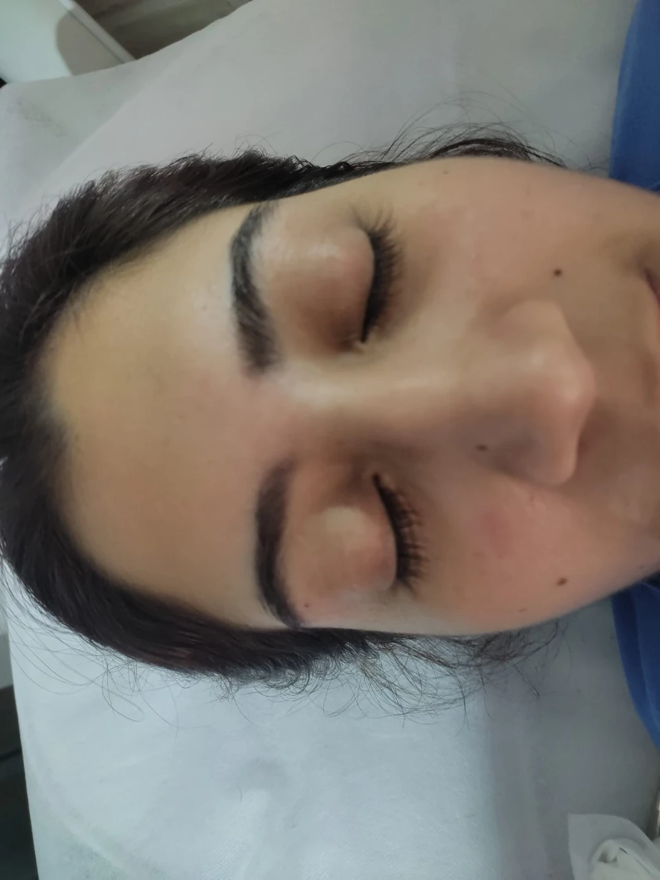 עיצוב וסידור גבות