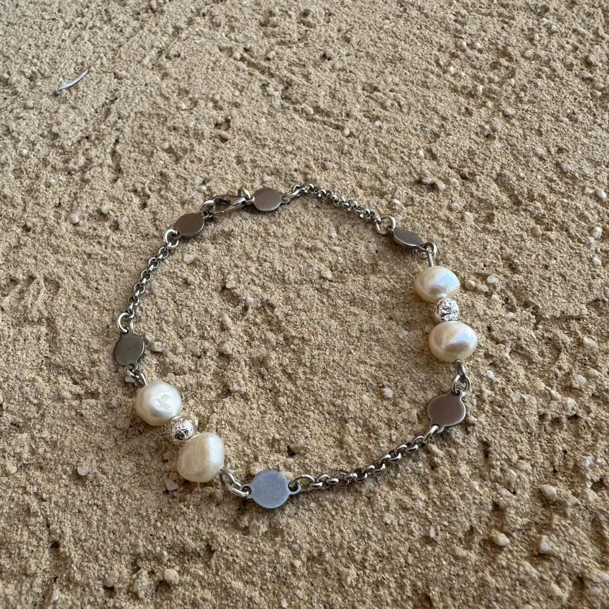 צמיד מוניקה