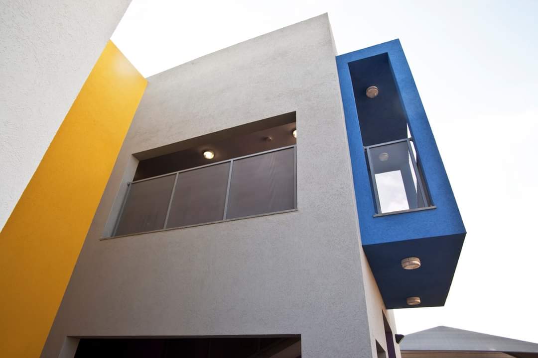 4 גני ילדים = 2 + 2 *נבנה*