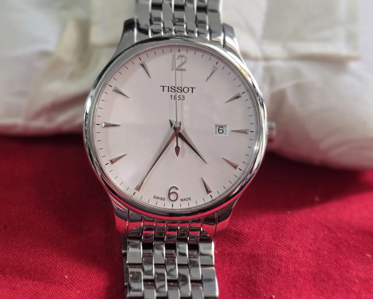 שעון TISSOT חדש לא ראה אור שמש! כולל קופסא, תעודת אחריות וחוברות.
