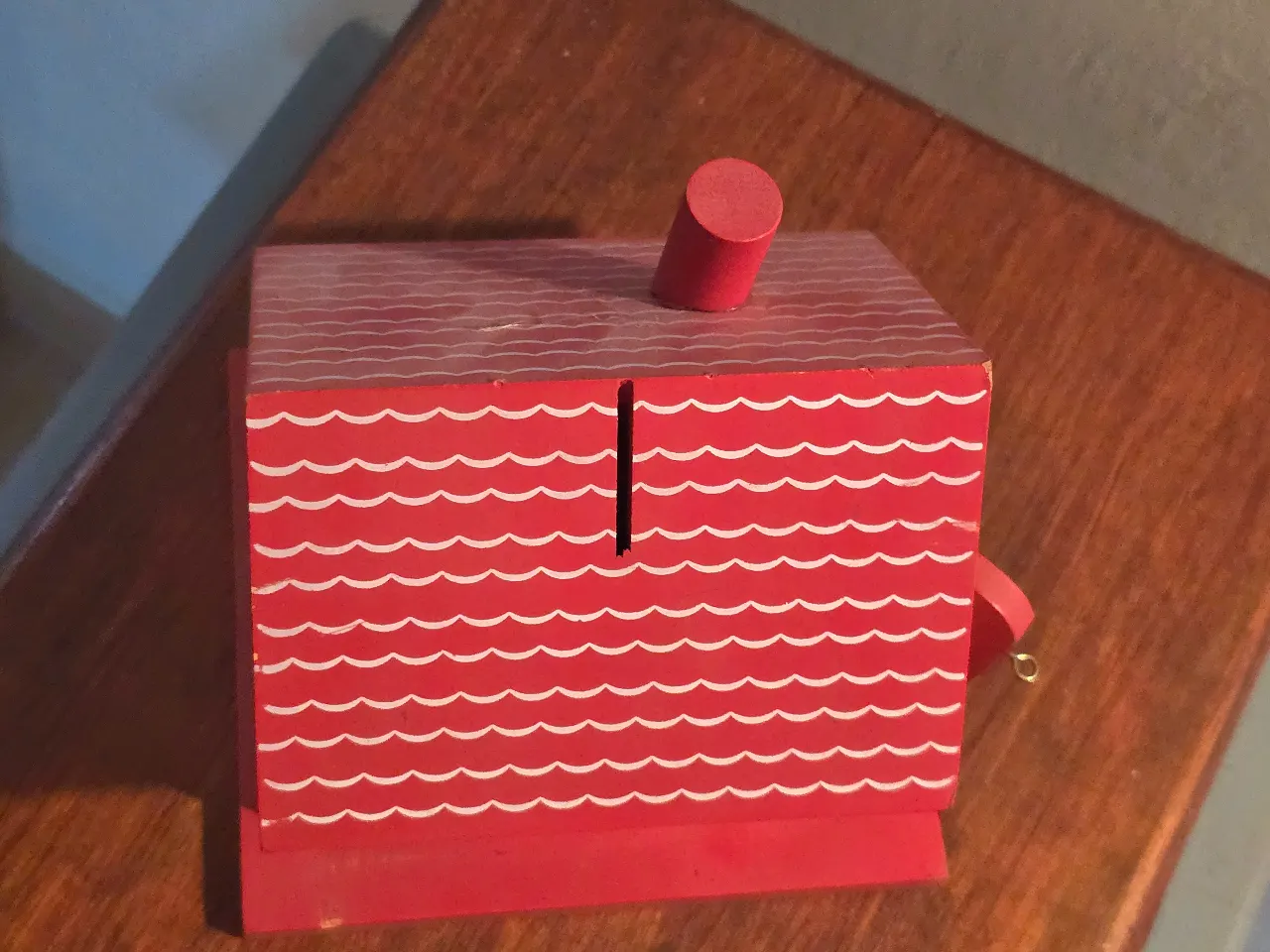 קופת חיסכון לילדים מעץ מידות: 16X14X13 ס"מ