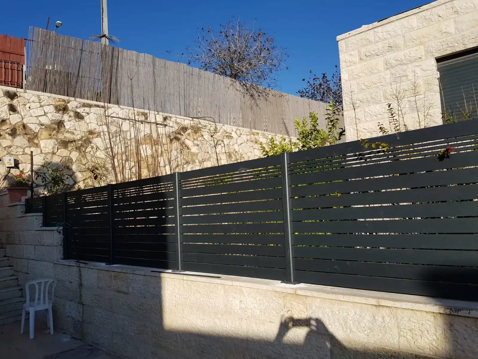 גדר שילוב לוחות