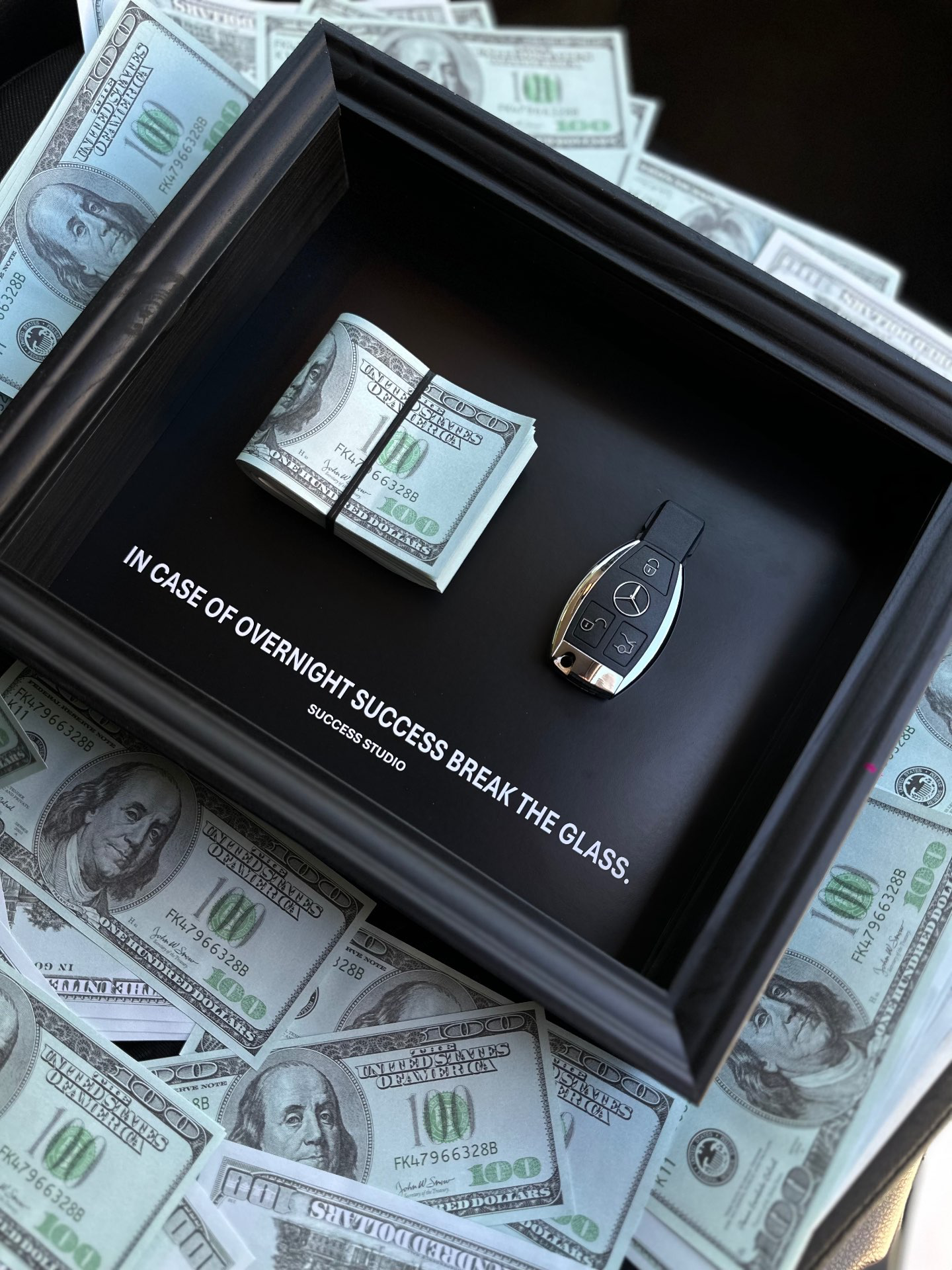 מסגרת “Mercedes Drive” – עוצמה שקטה. נוכחות בלתי ניתנת לערעור.