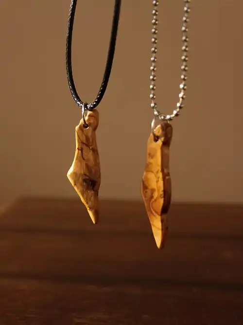 שרשרת ארץ ישראל מעץ זית