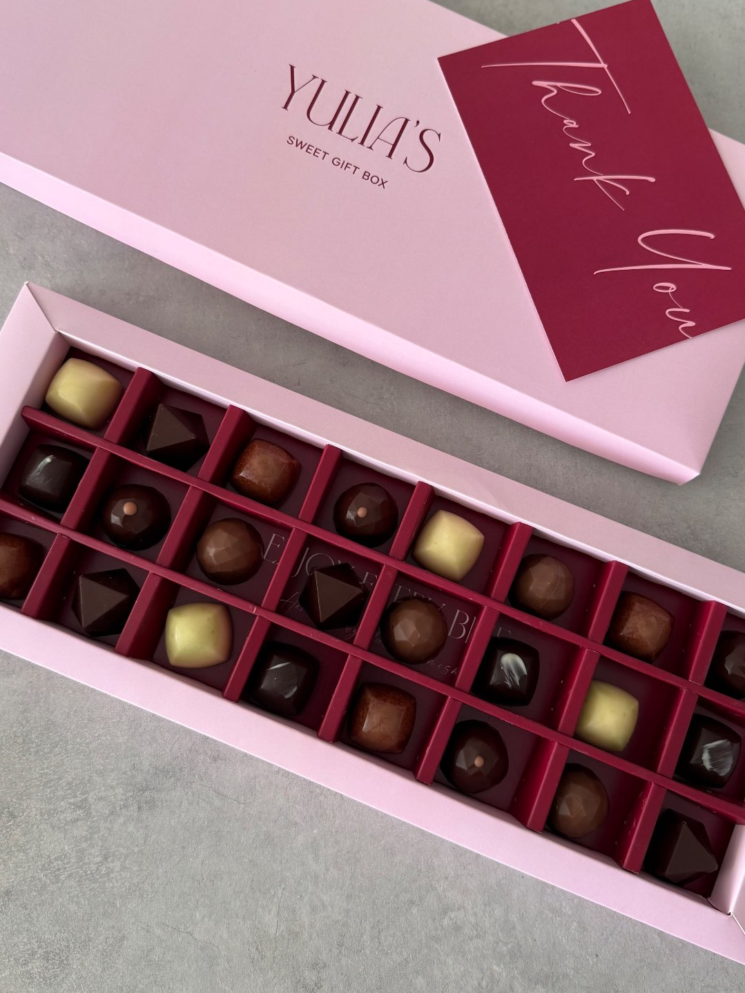 מארז פרלינים חגיגי