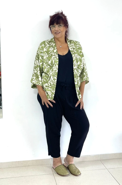 קימונו ירוק לבן