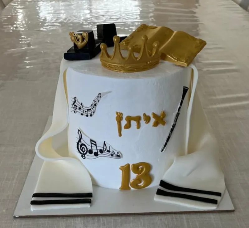 עוגת בר מצווה מרהיבה