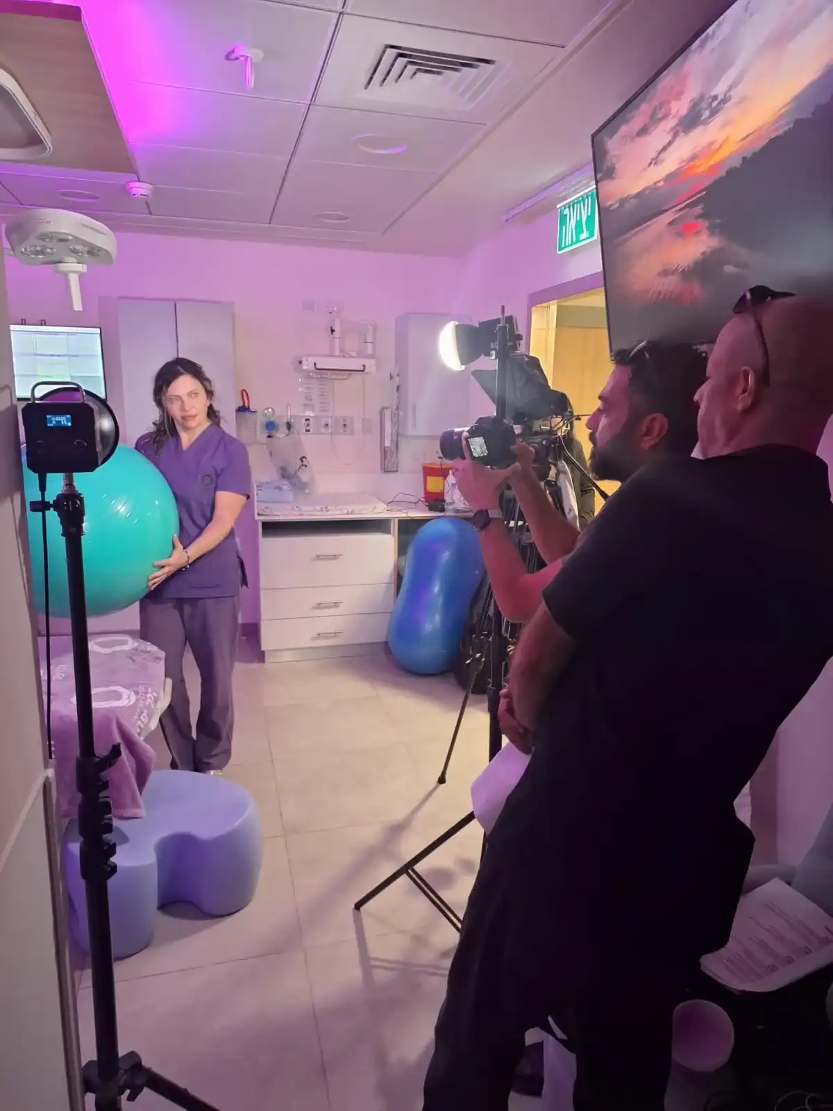 הפקות שונות