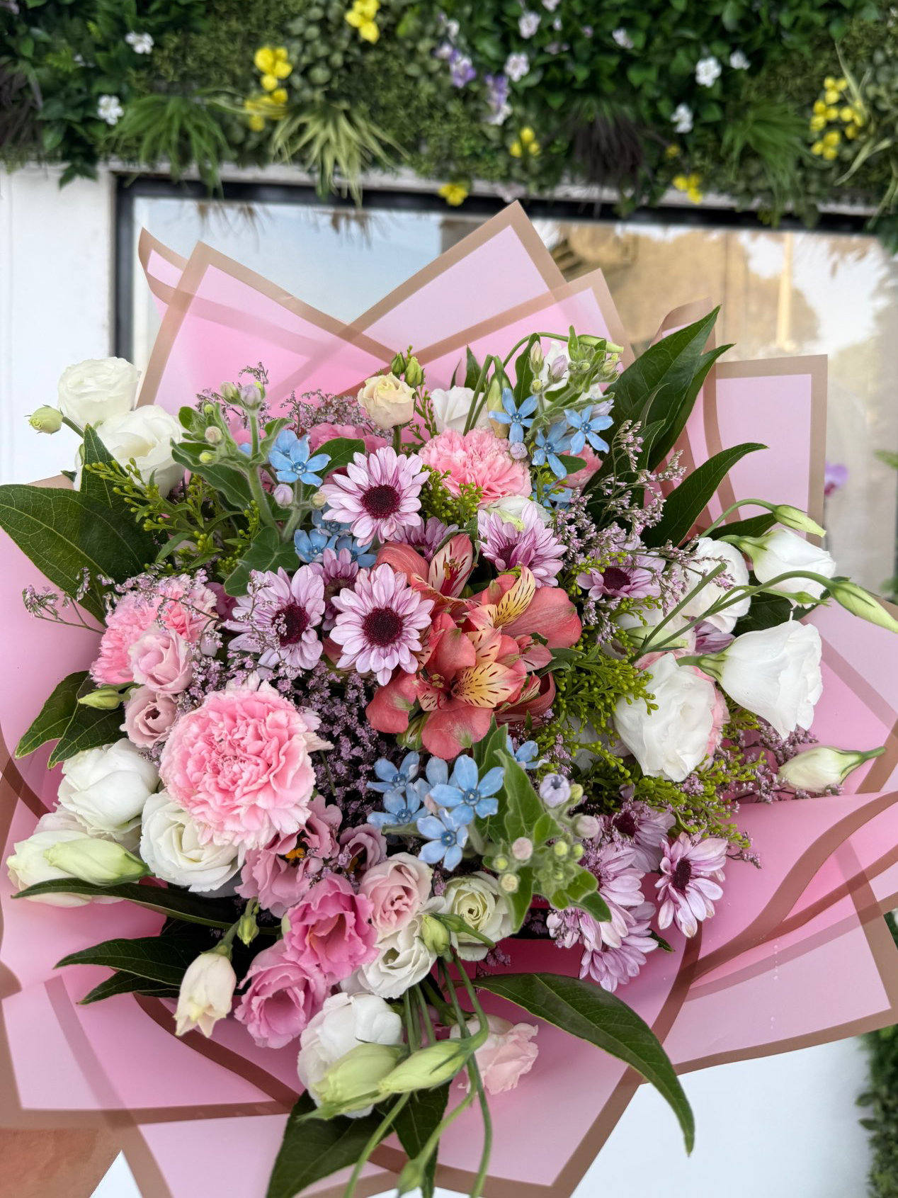 מחלקת פרחים פרימיום חנות פרחים אור עקיבא