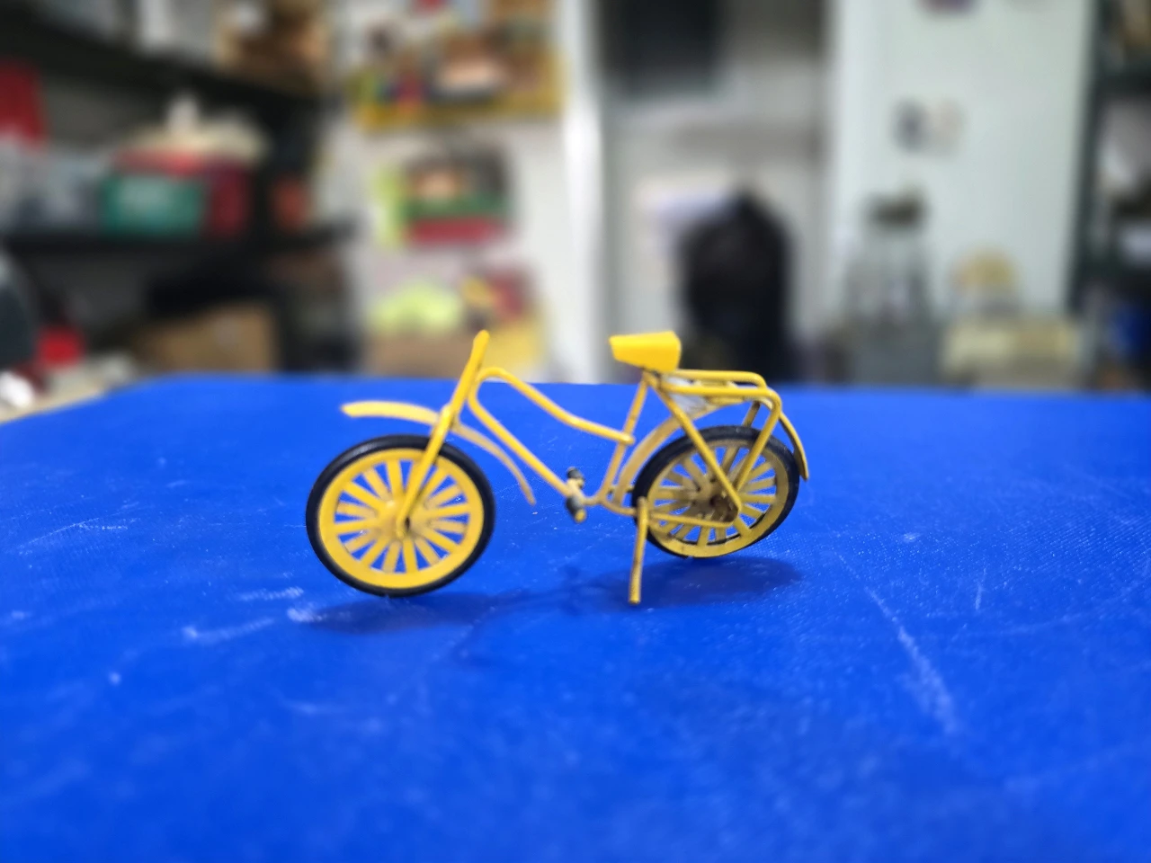 וינטאז' אופניים מיניאטוריים אורך: 9 ס"מ . גובה: 5.5 ס"מ. 50 גרם