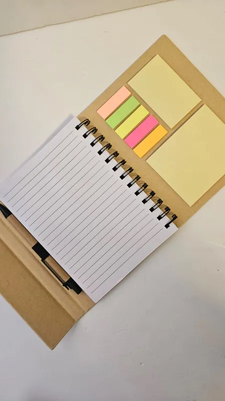 מחברת עץ טבעי עם דבקיות