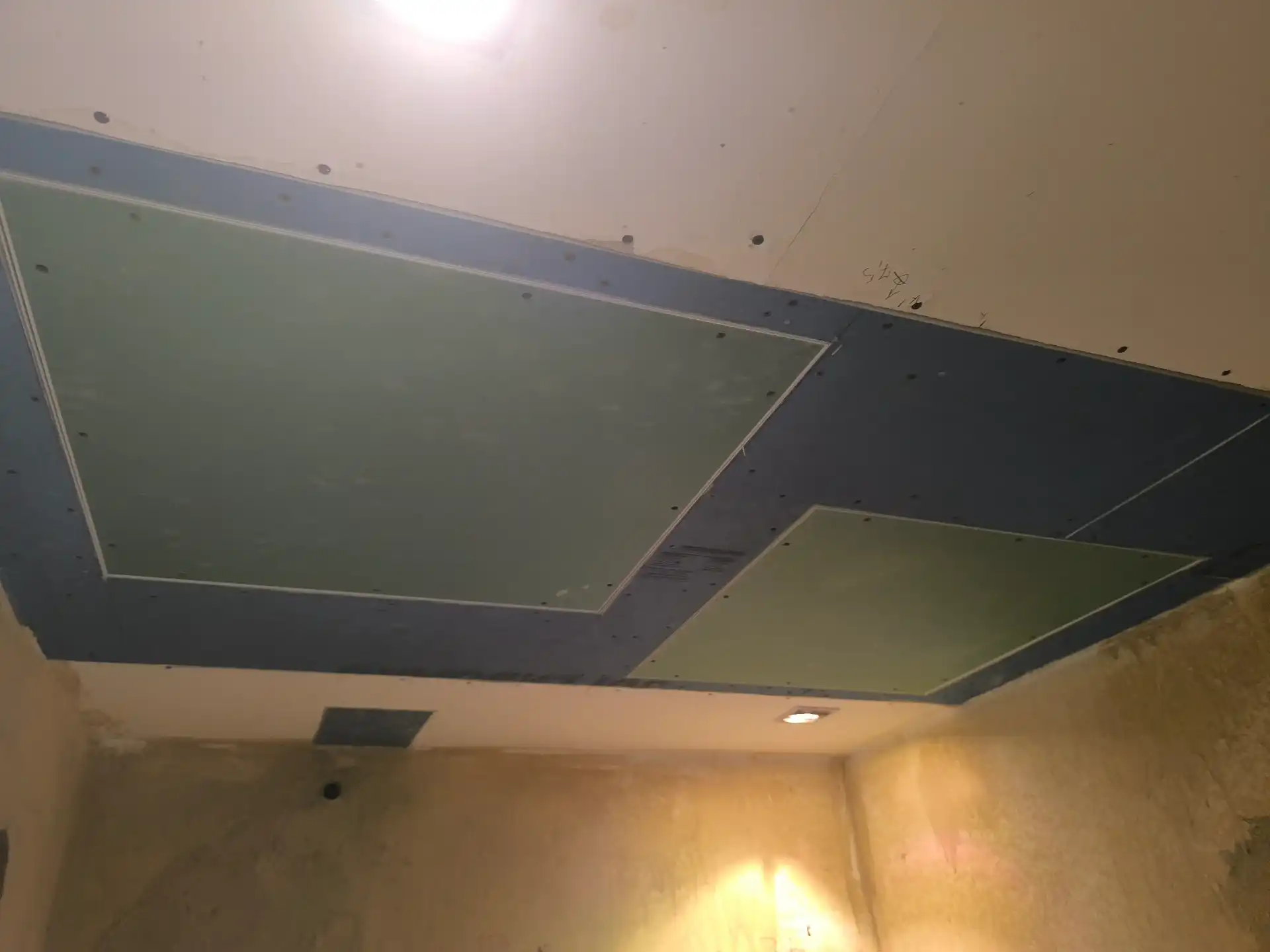 בניית קירות ותקרות גבס