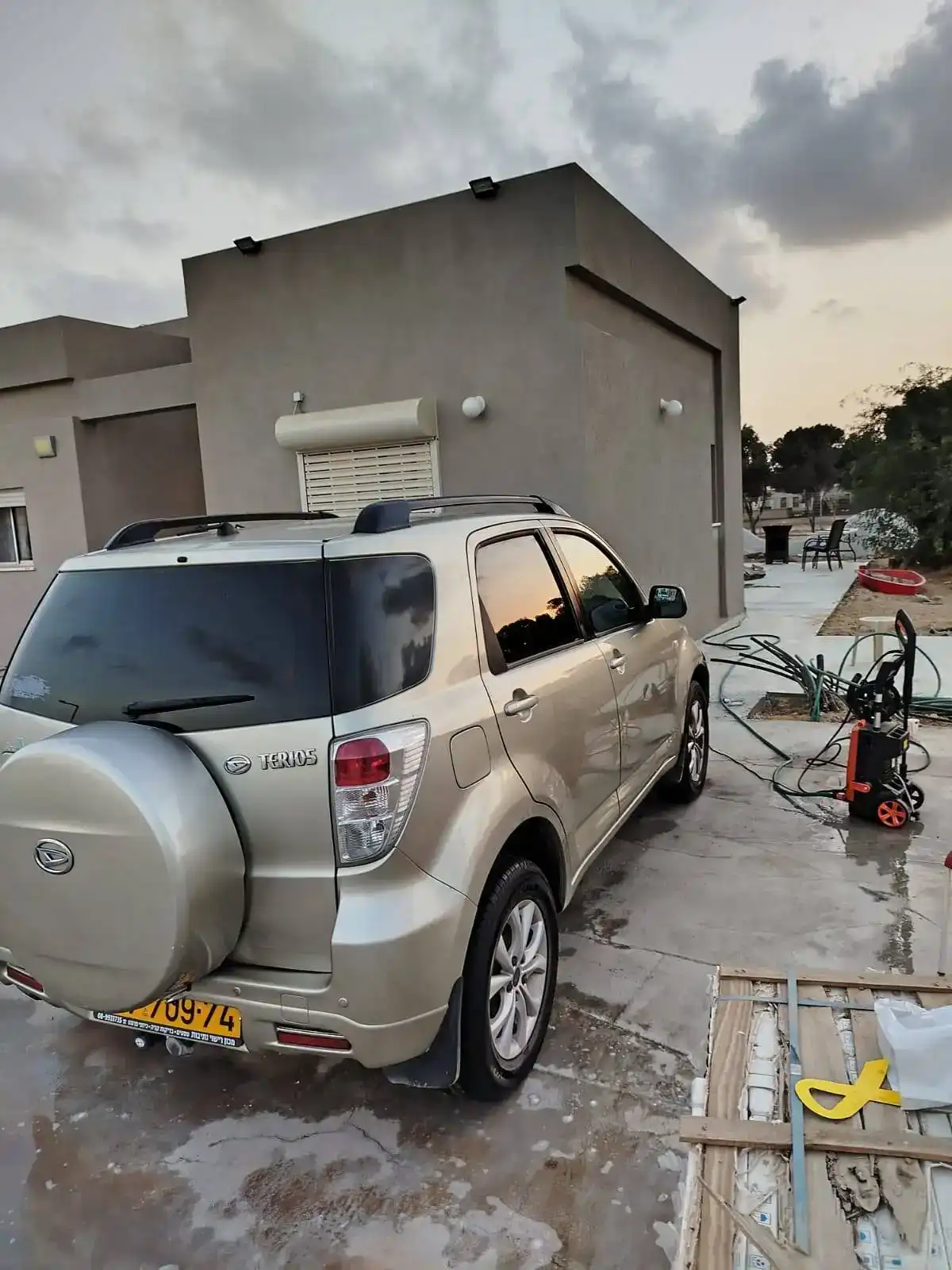 ניקוי חיצוני