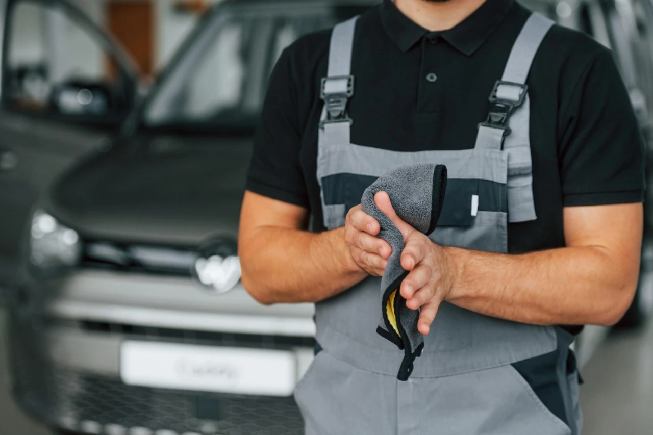 איך לבחור מנעולן רכב אמין באזור השרון