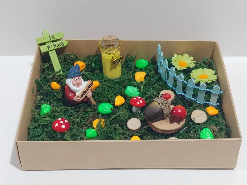 גן גמדים בקופסה