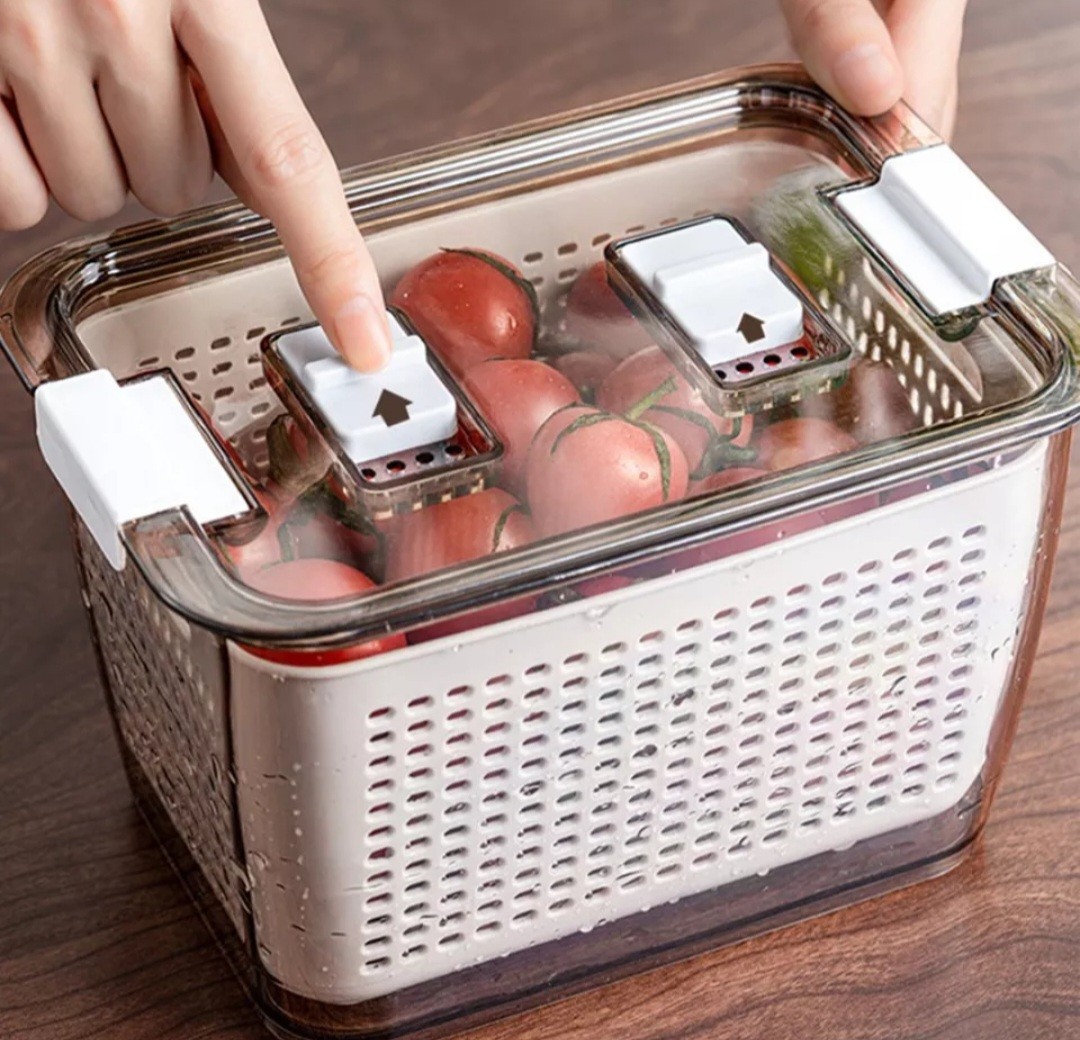 קופסא עם מסננת 4.5 ליטר