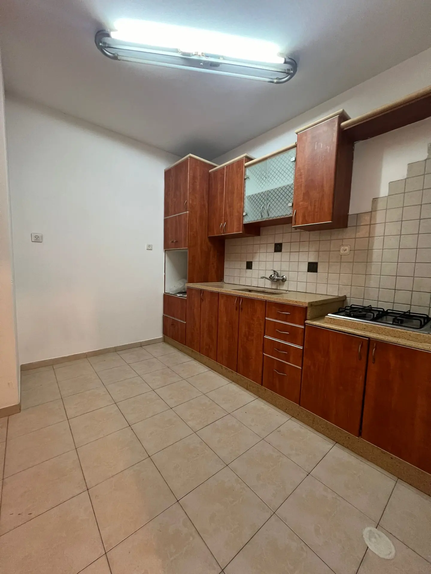 דירה 4 חדרים ברחוב שפירא