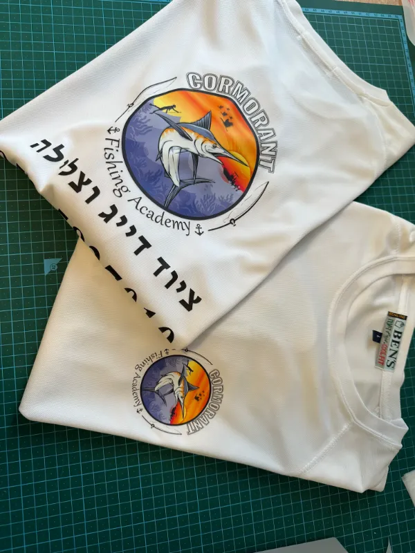 חולצה שרוול קצר כולל הדפסה