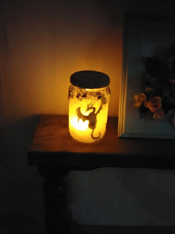 עששית פיה/דרקון בצנצנת