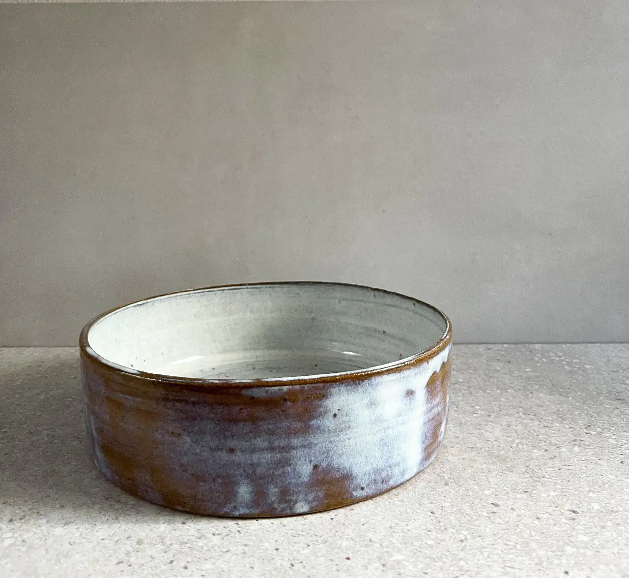 תבנית אפיה/הגשה לבן מעונן מבריק