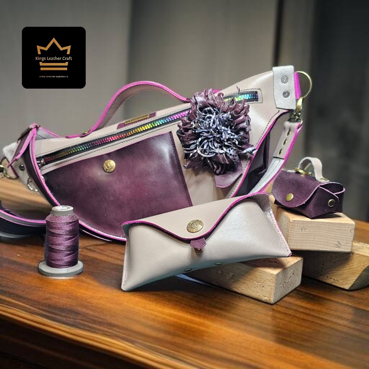 תיק אלגנטי קלאסי , נרתיק למשקפיים בשילוב צבעים אפרפר עדין וסגול חציל