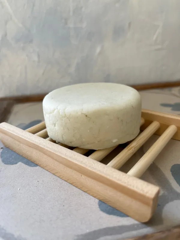 שמפו למניעת נשירה לעור קרקפת יבש ועדין