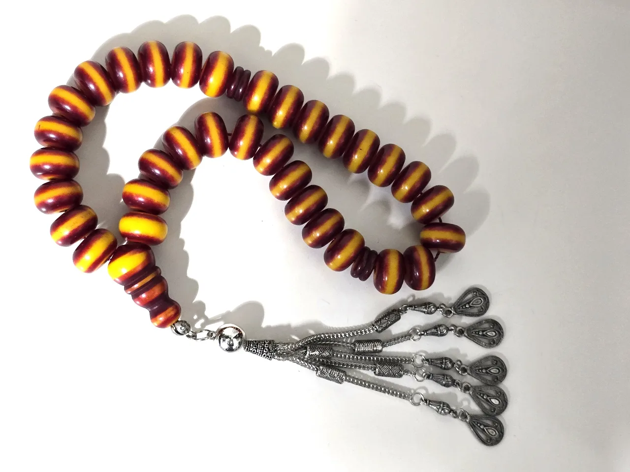 מסבחה שרשרת תפילה מוסלמית ענקית 33 חרוזים מהממת ביופייה אורכה כ33 ס"מ