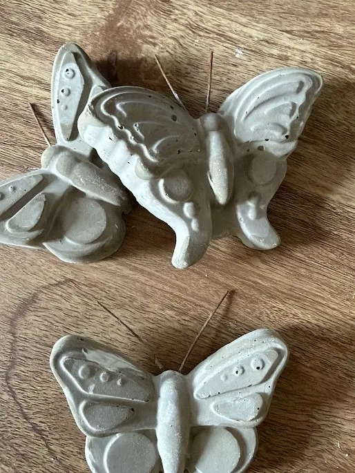 רינה בגינה - קישוטי גינה ייחודיים מבטון