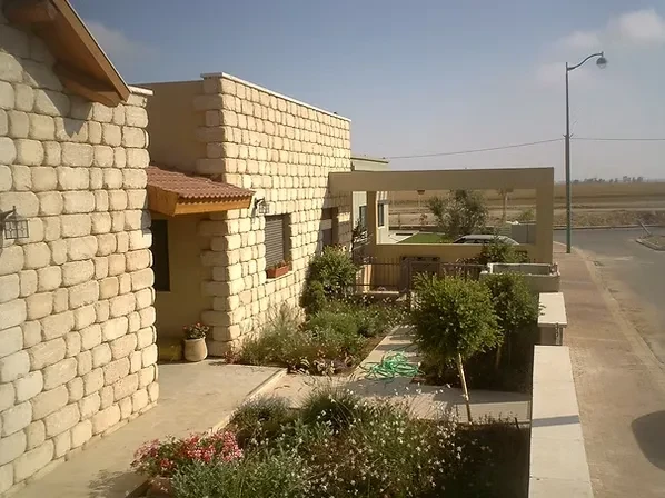 בתים פרטיים