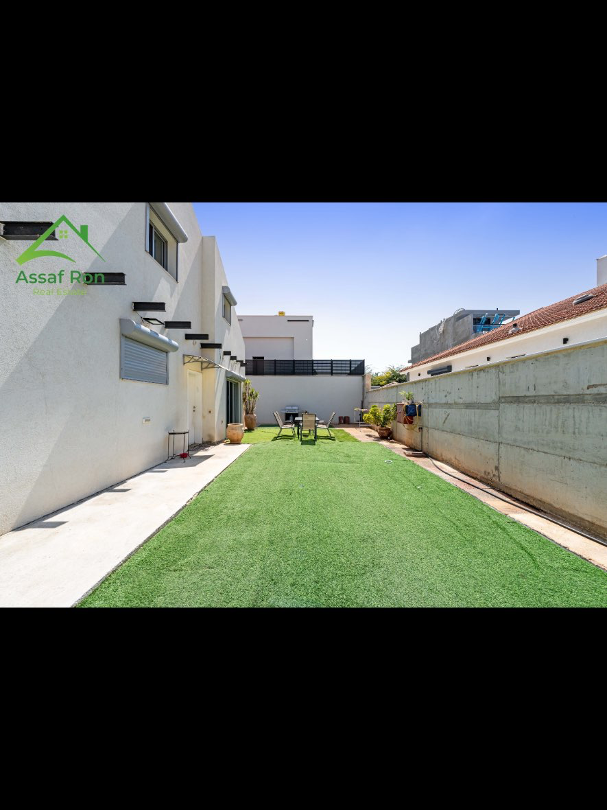 למכירה - דו משפחתי ראשל״צ