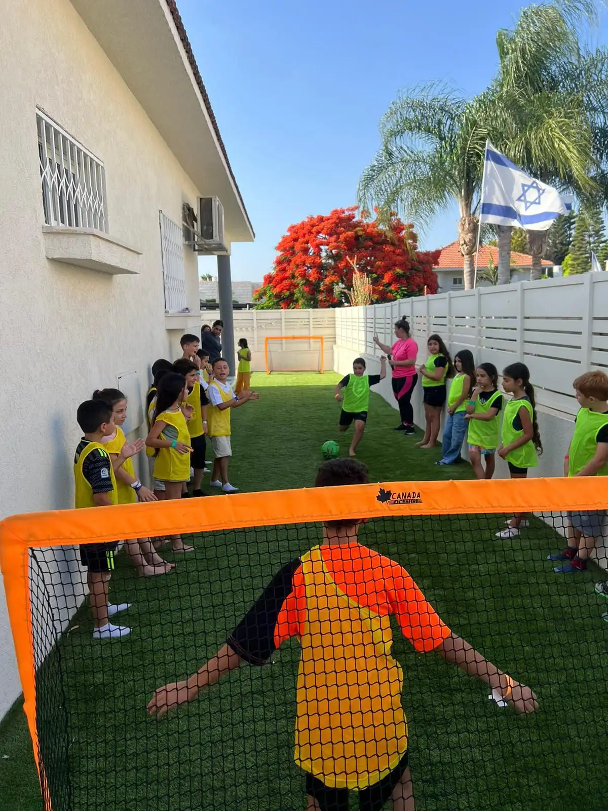 קונספט פוקימון/כדורגל/ספיידרמן/יחידת החילוץ
