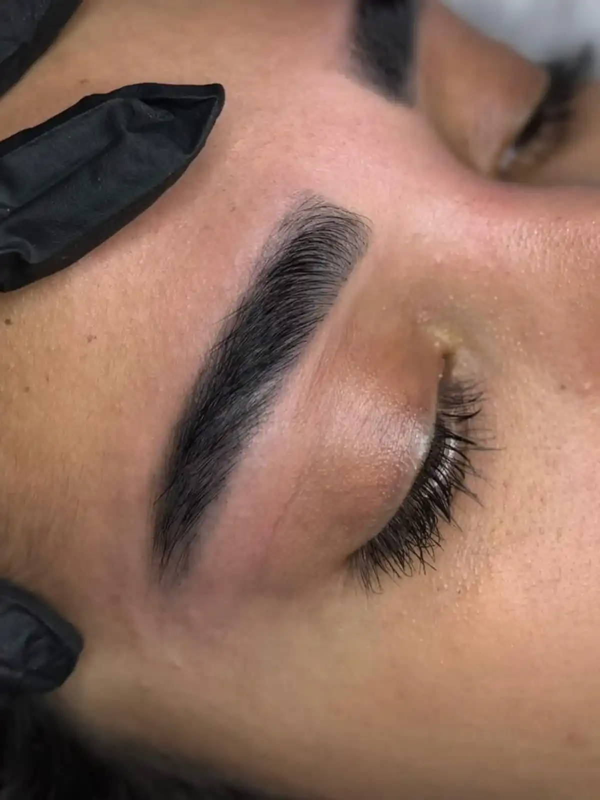 עיצוב גבות נכון לפי מבנה הפנים