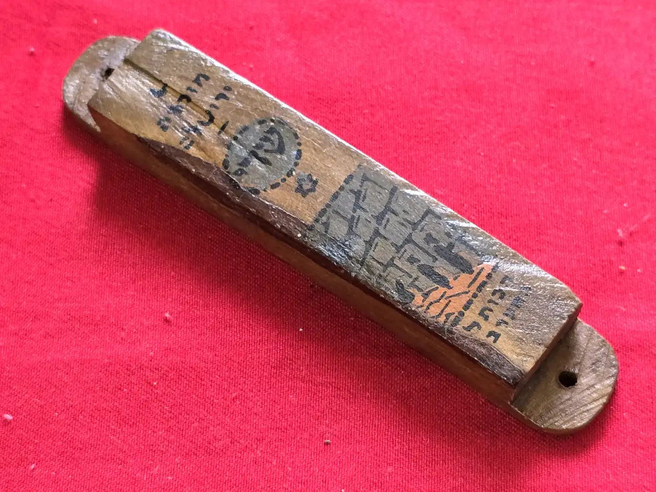 מזכרת ירושלם בית מזוזה ישן מעץ זית, שנות ה-20-40 הכתל המערבי