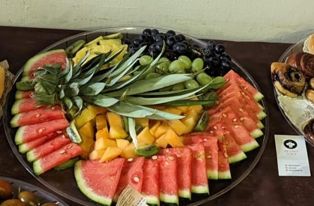 מגשי אירוח מיוחדים לאירועים