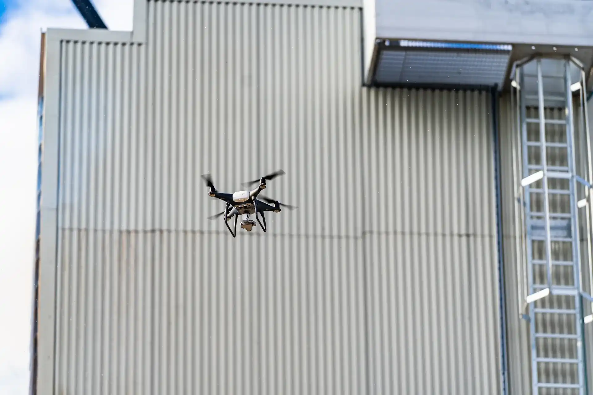 ניקוי חלונות במרכז הארץ – פתרון חדשני ובטוח