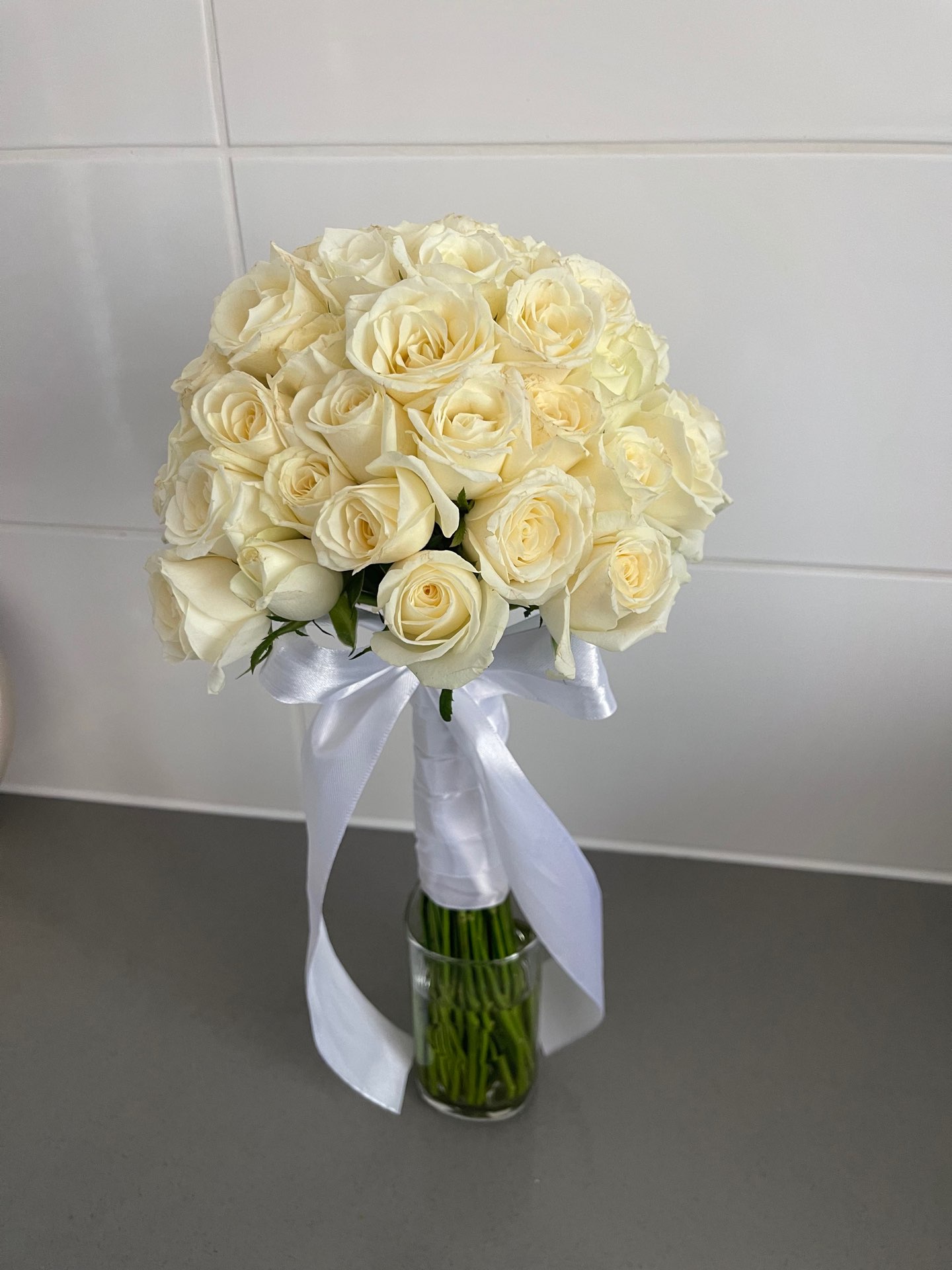 זר ורדים קלאסי