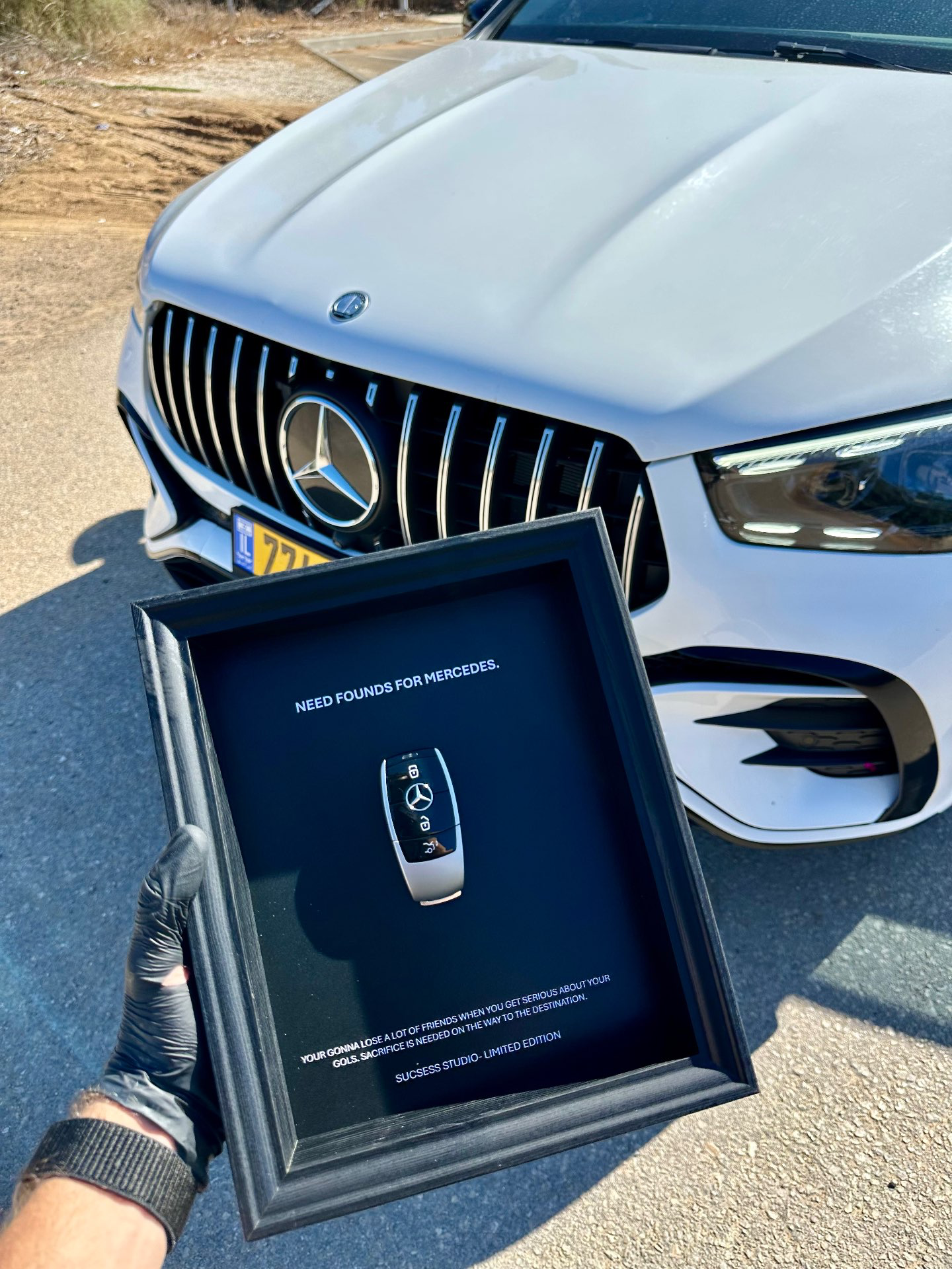 מסגרת “Mercedes elite ”