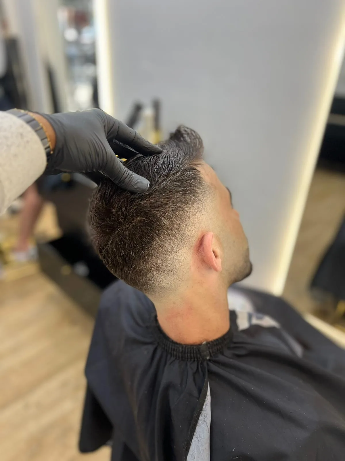 תספורת גבר לפי צורת הראש ותווי הפנים