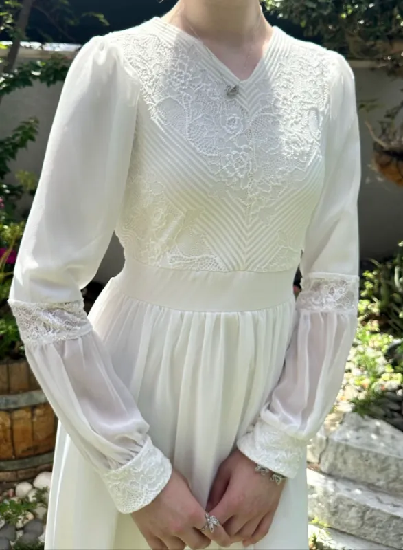 שמלת בת מצווה דגם אביה