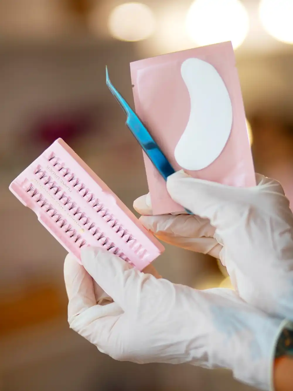 הדבקת ריסים – טבעי או דרמטי? כך תבחרי נכון