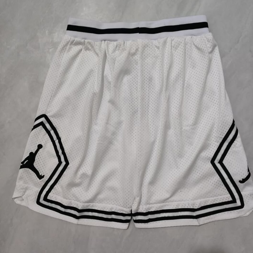 מכנס NBA - ג׳ורדן לבן ללא כיתוב