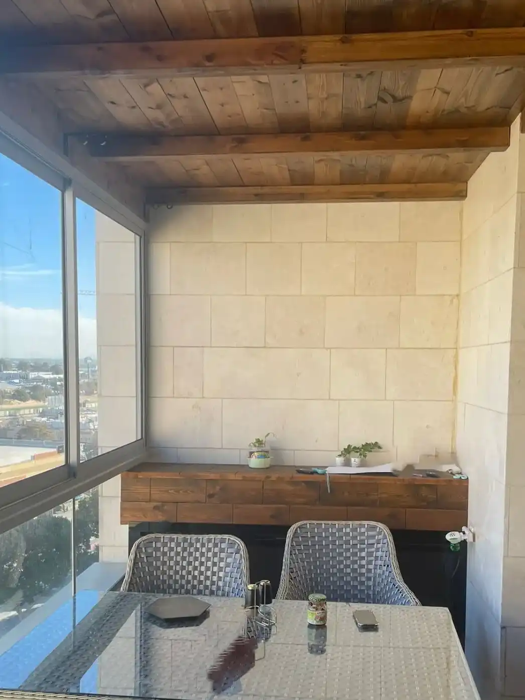 פרגולה מעץ מלא - החל מ450₪ למ״ר