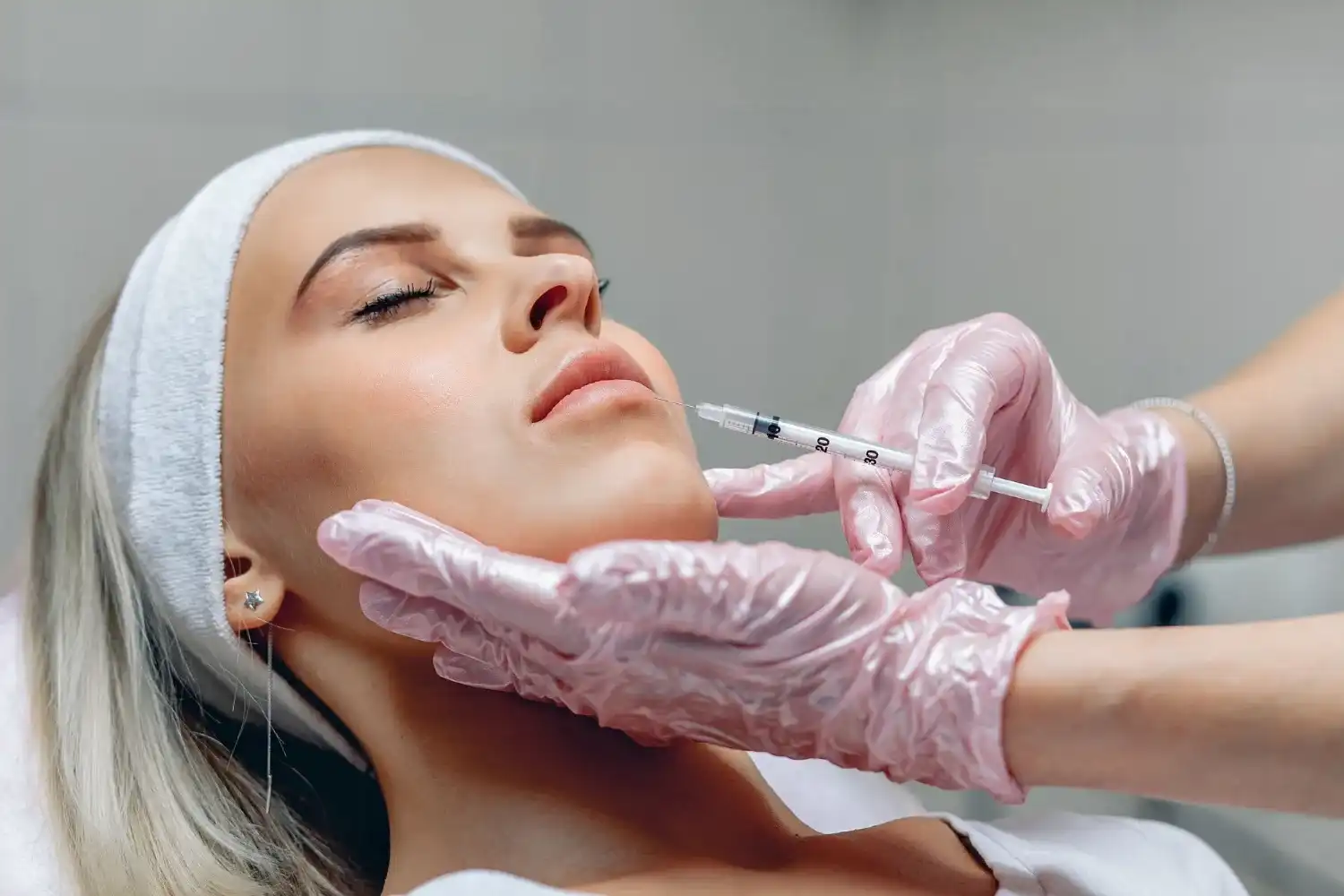 עיצוב קו לסת וסנטר