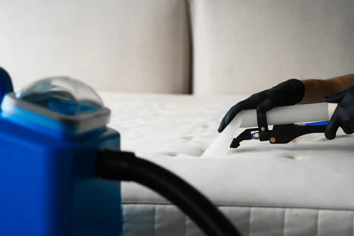 למה חשוב לבצע ניקוי מקצועי למזרן אחת לשנה?